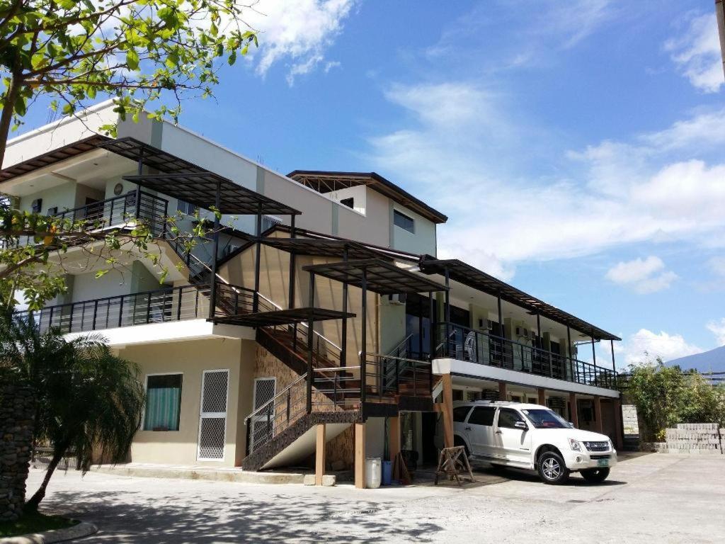 Quezon Premier Hotel Lucena Extérieur photo
